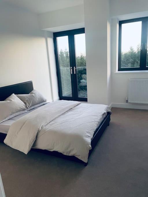 New One Bedroom Luxury Apartment In Solihull Zewnętrze zdjęcie